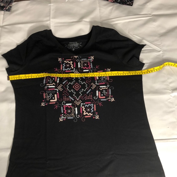 Black Saturday Market short sleeve Tee NWOT various sizes - Picture 7 of 7